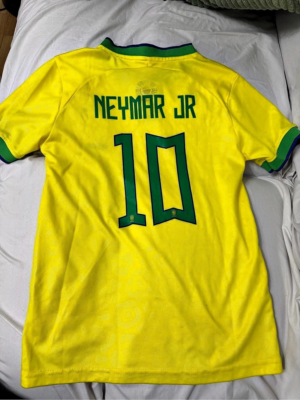 Nike Brazil 2022 World Cup Neymar Jr #10 Home Jersey, Yellow & Green, Boys 10-12
